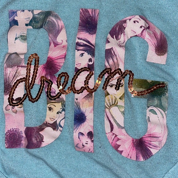 Matching outfit - Picture 5 of 6